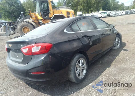 2017 Chevrolet Cruze Lt Auto из США, поврежденный, VIN 1G1BE5SMOH7165601